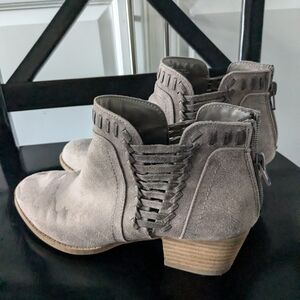 Pretty Boho Ankle Boots By Fergie Size 8